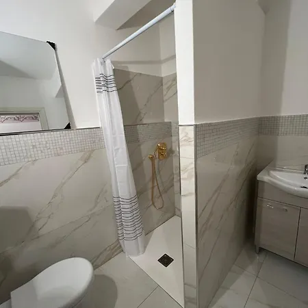 Apartment Lago Bello Stresa